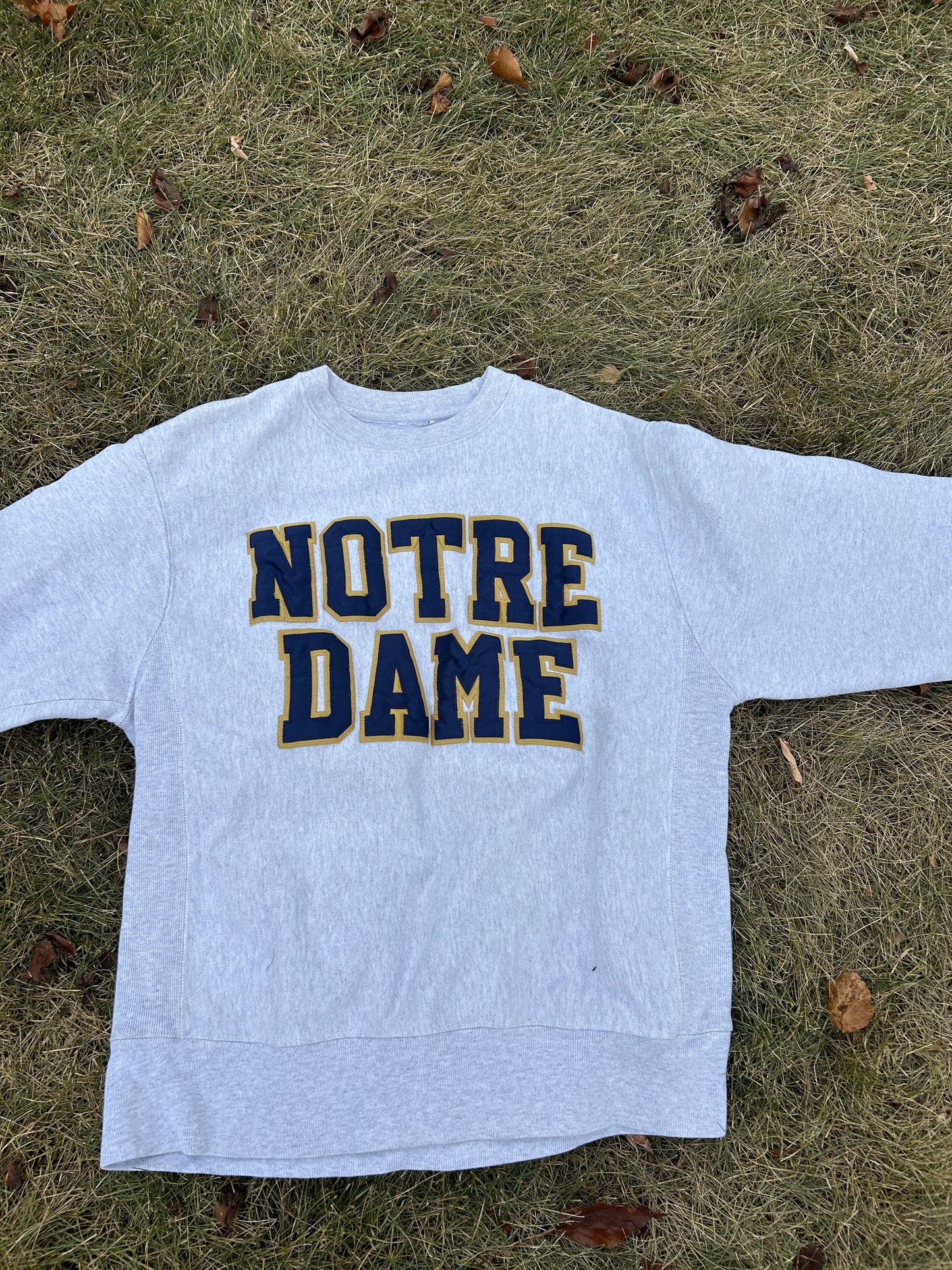 Vintage Notre Dame Champion Reverse Weave Sweatshirt Medium/Large