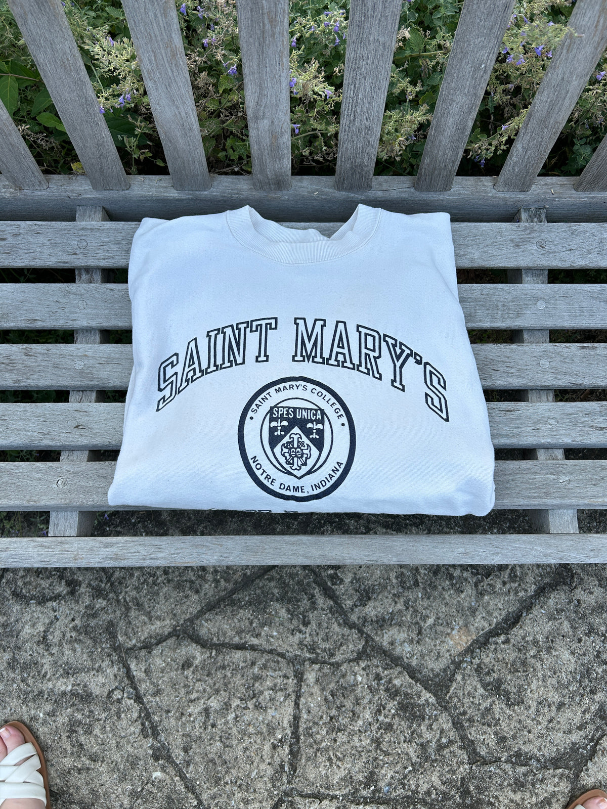 Vintage Saint Mary's College 80s Sweatshirt XL
