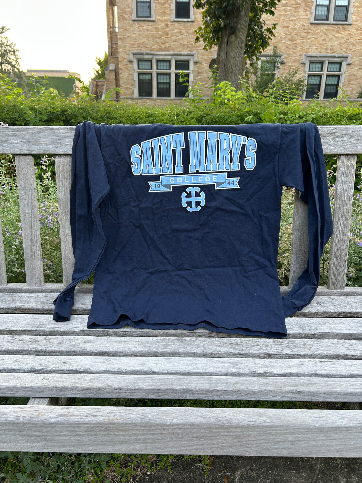 Saint Mary's College Long Sleeve Navy Blue Champion T-Shirt Medium