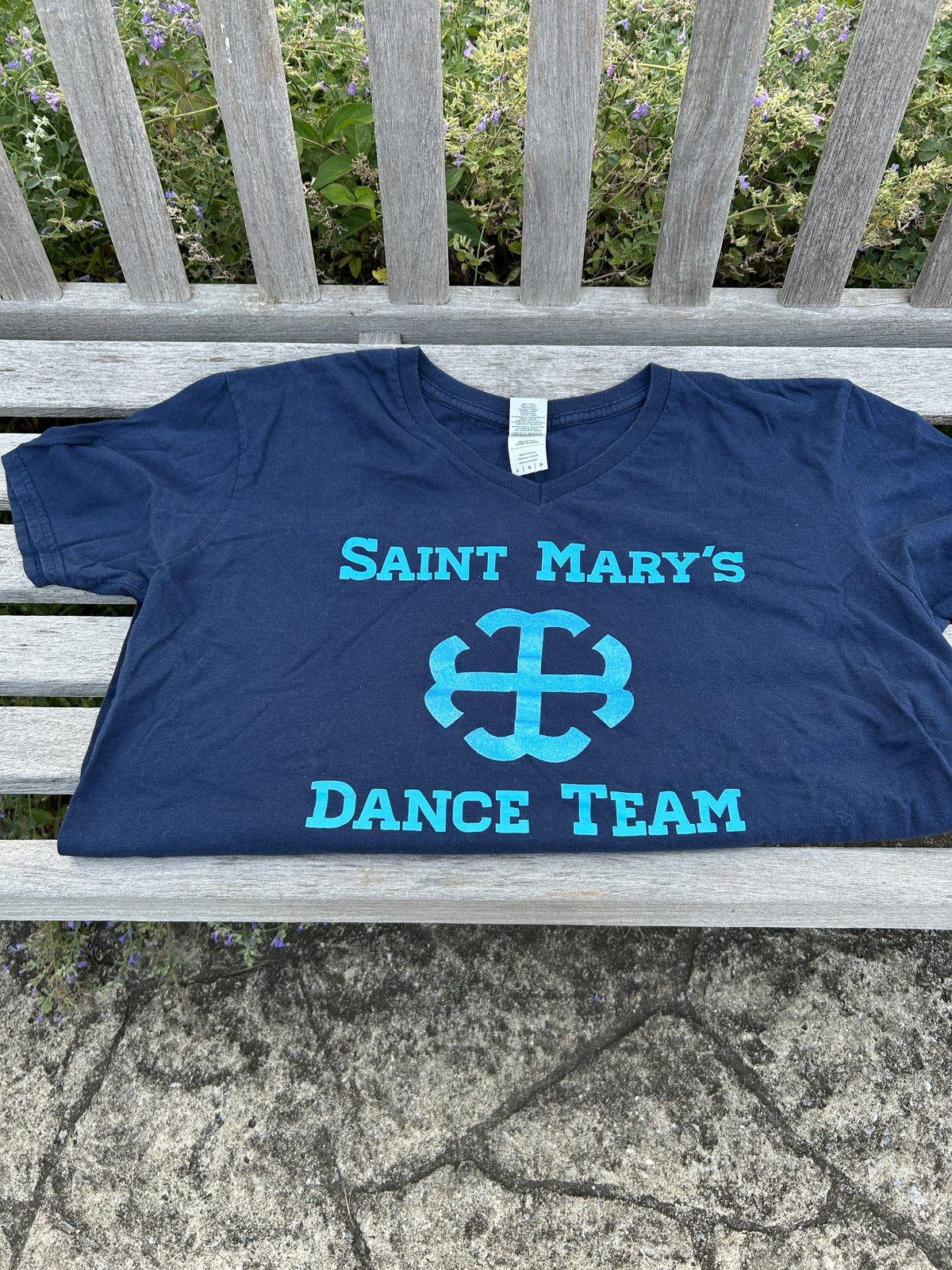 Saint Mary's College Dance Team V-Neck T-Shirt Large